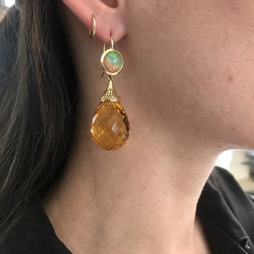 Waterdrop-shaped Womens Elegant Gold-plated Ear Clips