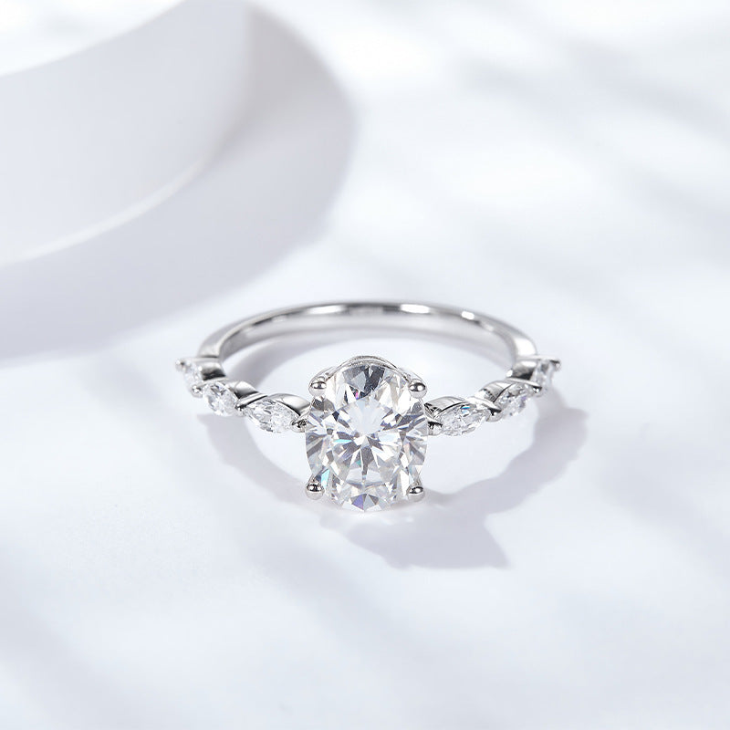 S925 Silver Pigeon-Egg-Shape Simulated Moissanite Diamond Ring