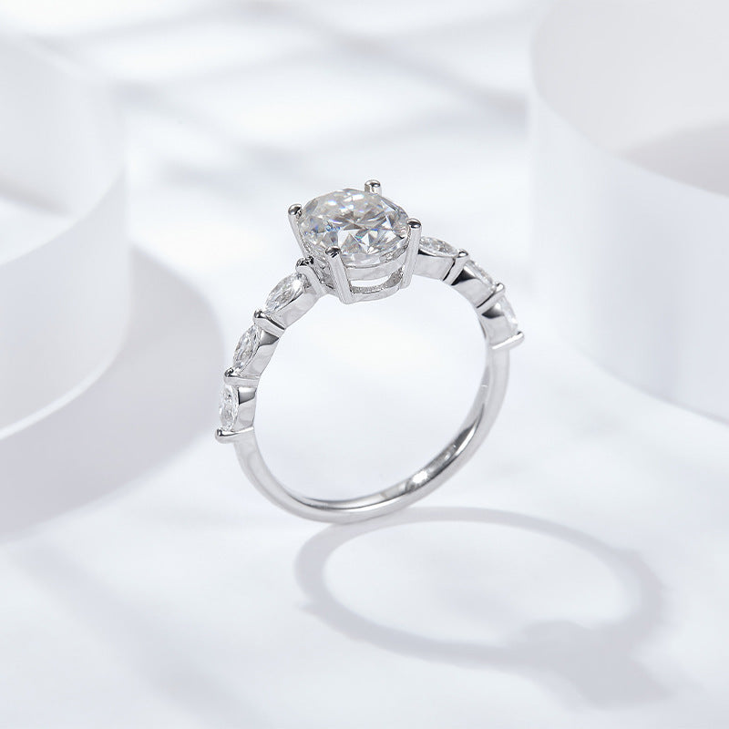 S925 Silver Pigeon-Egg-Shape Simulated Moissanite Diamond Ring